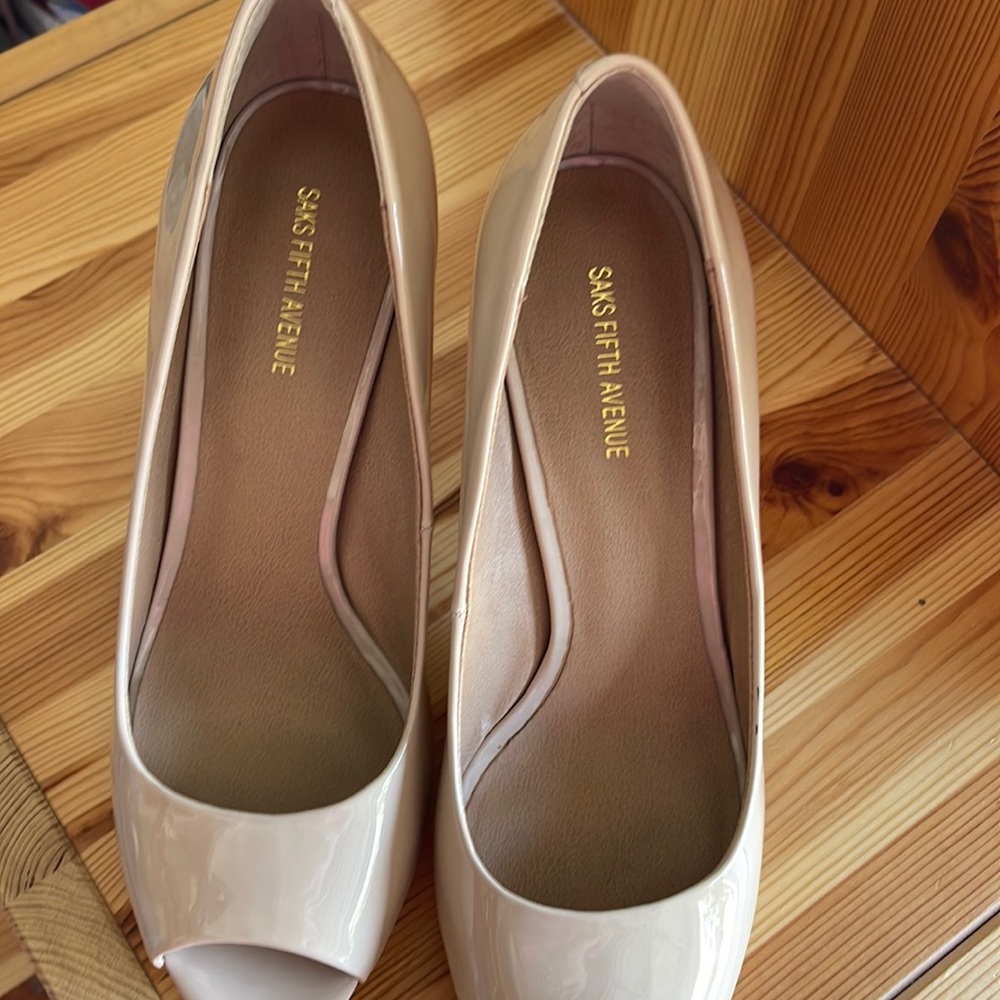 Saks fifth avenue peep toe heels